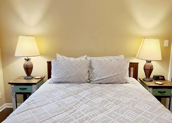Holiday home Rosemary Terrace Retreat 3bd, Pool, Pet-friendly Tallahassee