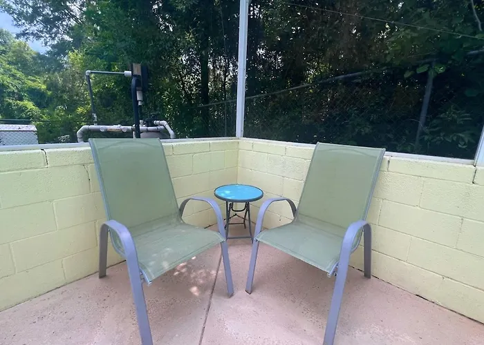 Rosemary Terrace Retreat 3bd, Pool, Pet-friendly Holiday home Tallahassee