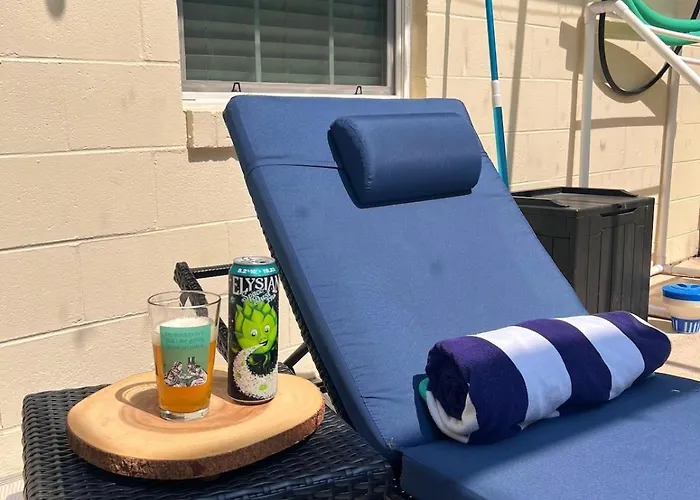 Holiday home Rosemary Terrace Retreat 3bd, Pool, Pet-friendly *